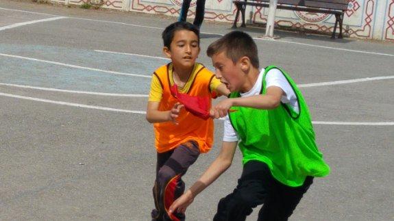 Okullar Arası Geleneksel Çocuk Oyunları Yapıldı